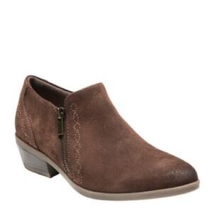 Earth Origins Brown Suede Booties